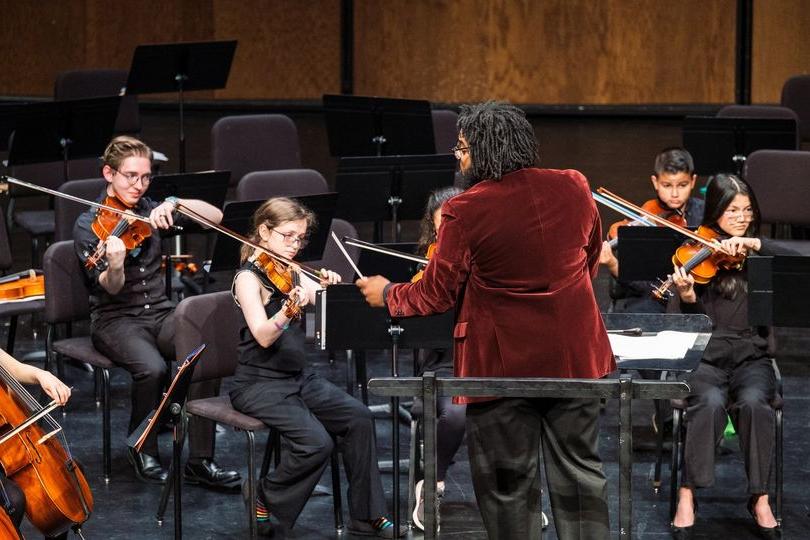 克拉克斯维尔青年管弦乐团将于8月9日举行秋季试演. 29号在奥斯汀皮伊